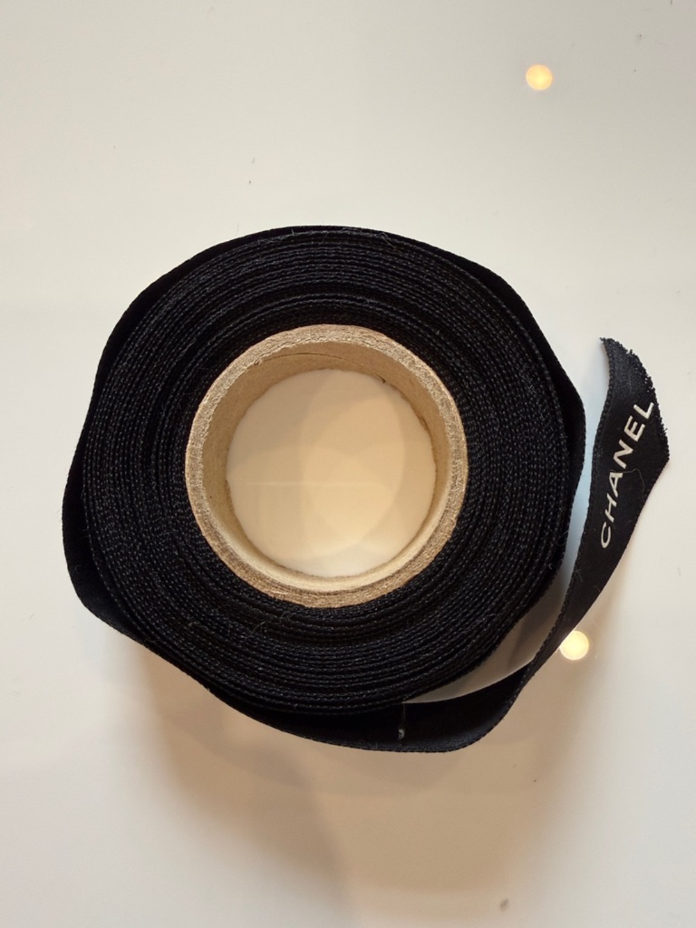 CHANEL Black Ribbon with White Logo - Picture 3 of 4